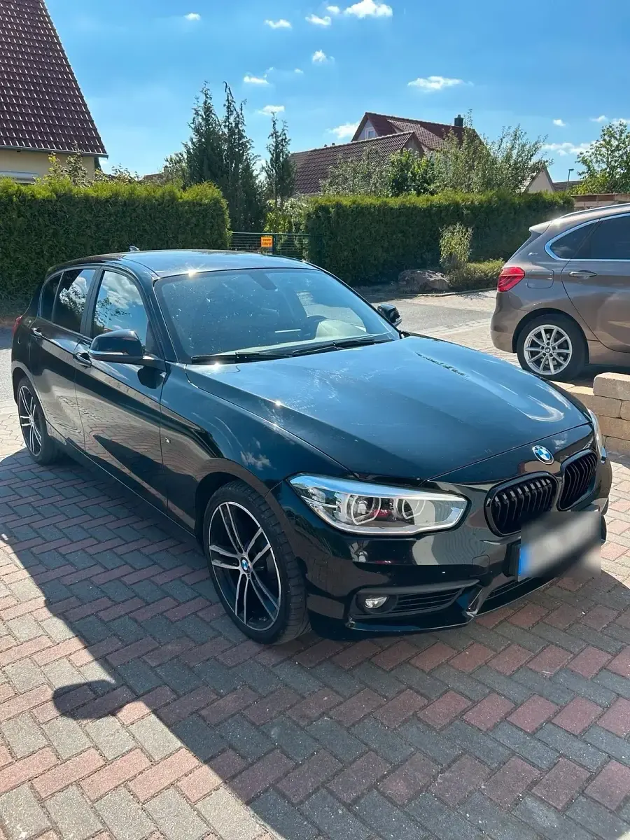 Gebraucht BMW 120 M Performance 184 PS (135 kW) 2018 Schwarz Kleinwagen