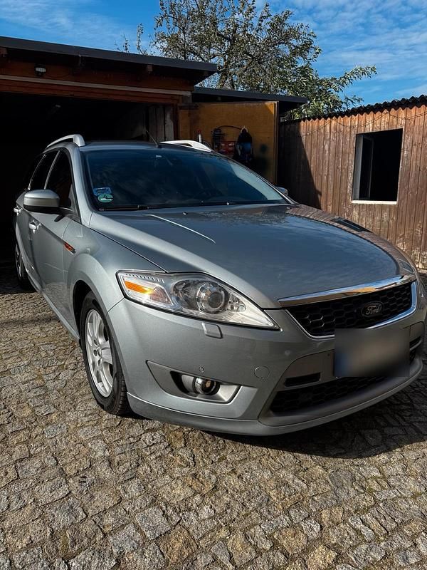 Silber Gebraucht 2010 Ford Mondeo Titanium S Kombi | 2.800 € (Superpreis) - Bild 1/4