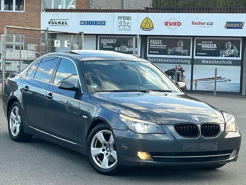 Gebraucht BMW 525 Advantage 197 PS (144 kW) 2008 Grau Limousine