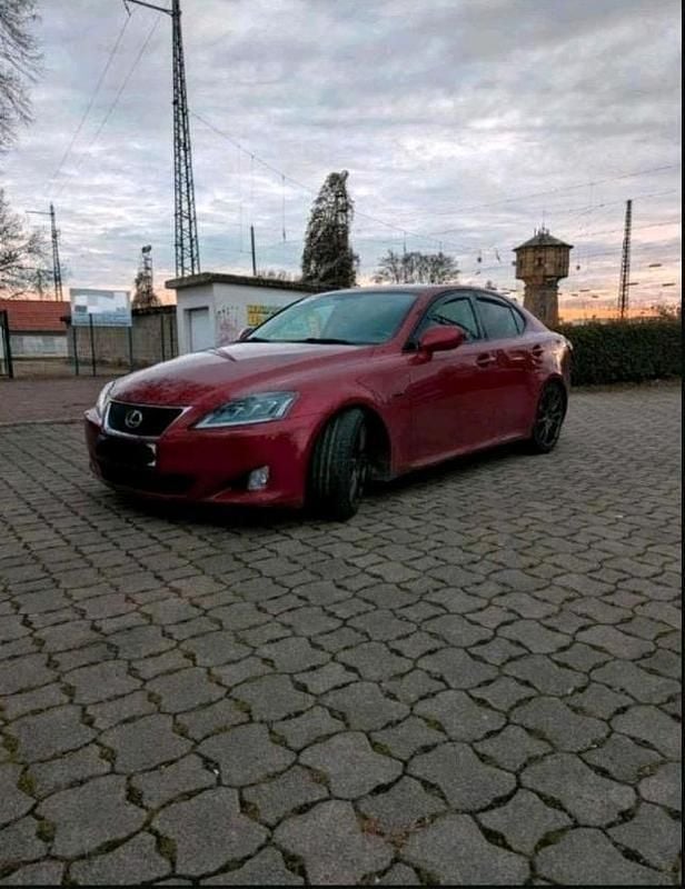 Gebraucht Lexus IS250 208 PS (152 kW) 2006 Rot Limousine