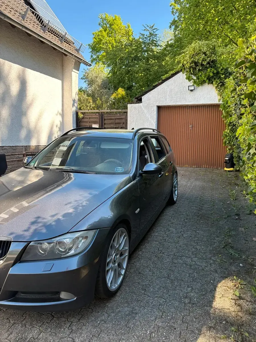 Używany BMW 320 Performance 177 KM (130 kW) 2007 Andere farben Kombi