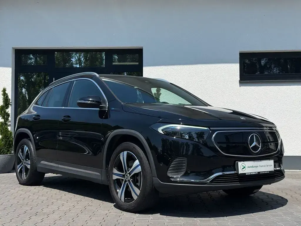 Gebraucht Mercedes EQA300 Progressive 167 kW (228 PS) 2022 Nachtschwarz  unilack SUV