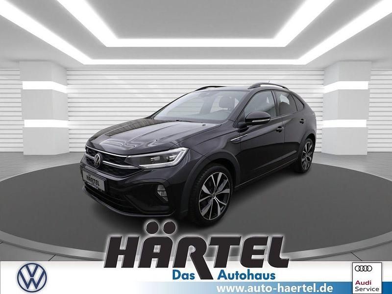 Deep black perleffekt, pearl effect Gebraucht 2022 VW Taigo R-line SUV | 21.700 € (Fairer Preis) - Bild 1/4