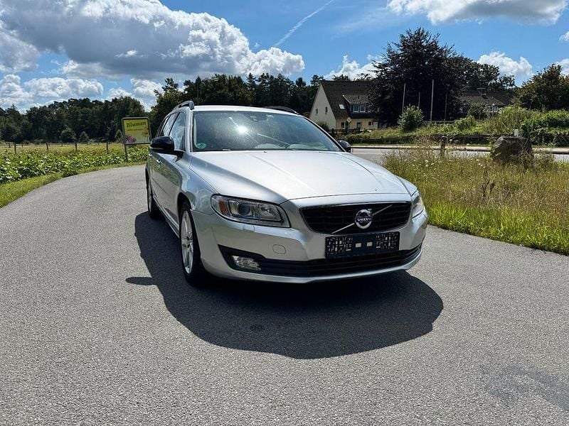 Gebraucht Volvo V70 Linje Svart 150 PS (110 kW) 2015 Silber Kombi