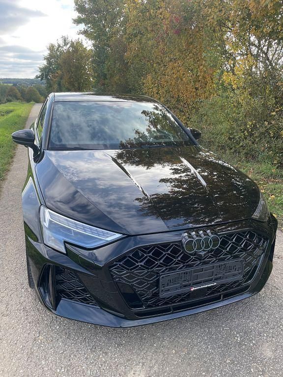 Gebraucht Audi RS3 Ambiente 400 PS (294 kW) 2025 Schwarz Limousine