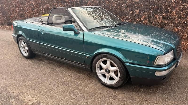 Gebraucht Audi Cabriolet 133 PS (97 kW) 1993 Grün Cabrio
