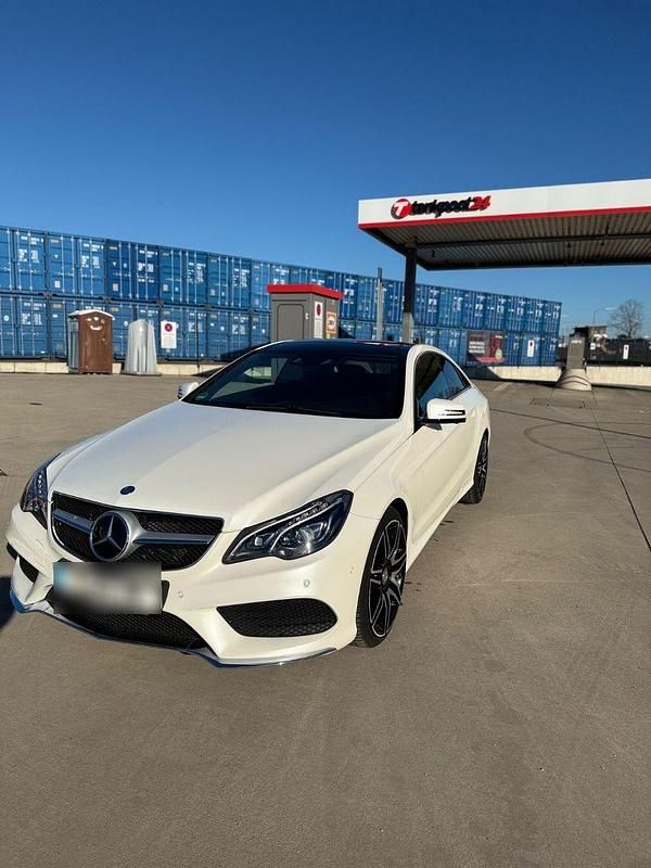 Gebraucht Mercedes E350 306 PS (225 kW) 2015 Weiß Coupé