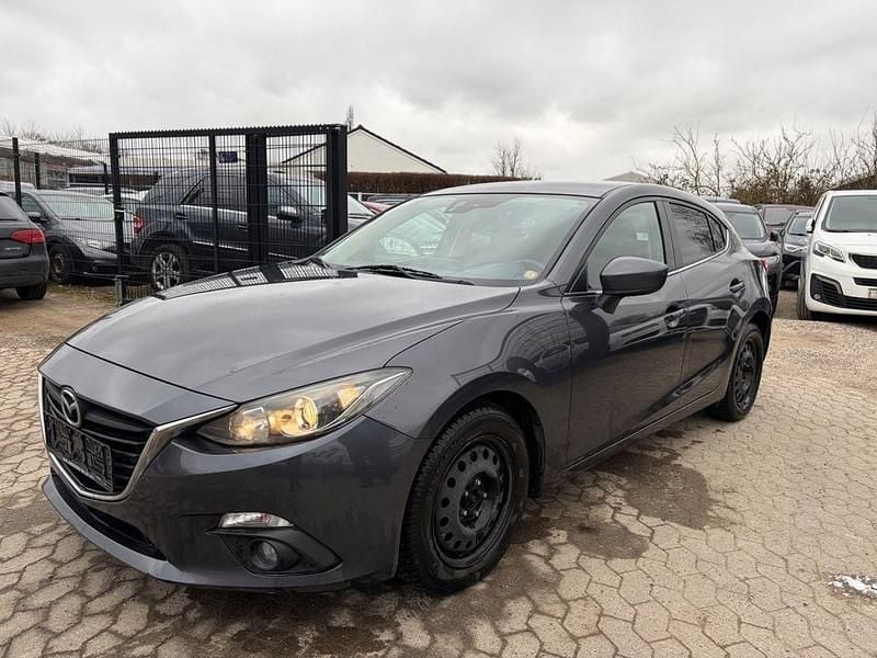 Grau Gebraucht 2016 Mazda 3 Limousine | 6.400 € (Superpreis) - Bild 1/4