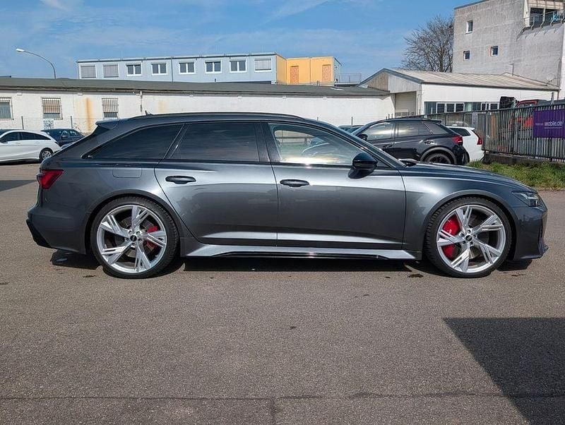 Gebraucht Audi RS6 Ambiente 600 PS (441 kW) 2020 Daytonagrau Kombi