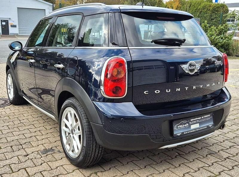 Gebraucht Mini Cooper D 111 PS (81 kW) 2014 Cosmic blue Kleinwagen