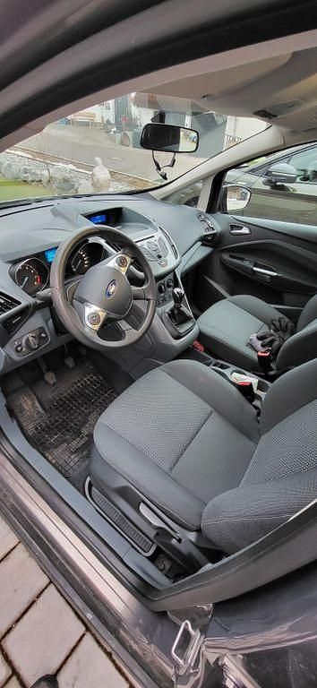 Gebraucht Ford C-MAX Titanium 125 PS (91 kW) 2012 Braun Van / Kleinbus