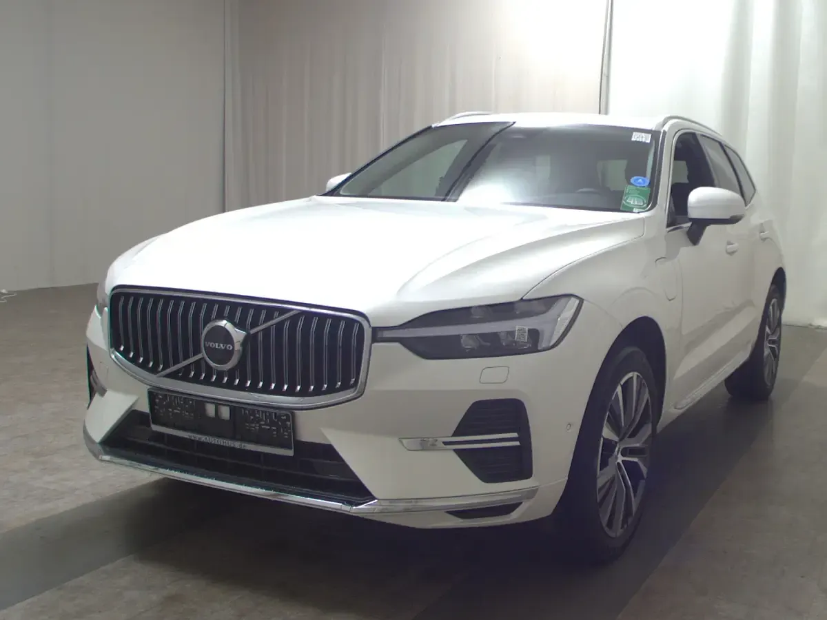 Gebraucht Volvo XC60 Inscription 341 PS (250 kW) 2021 Weiss SUV