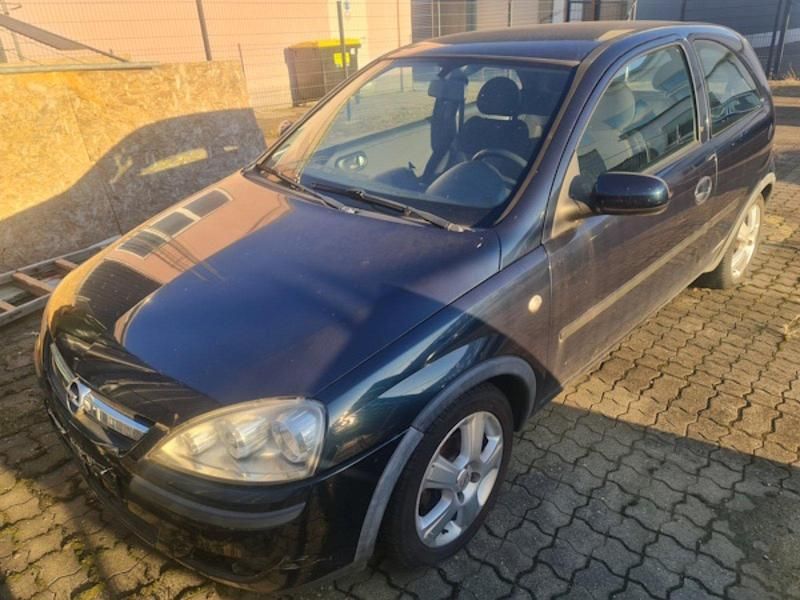 Grün Gebraucht 2004 Opel Corsa Kleinwagen | 699 € (Guter Preis) - Bild 1/4