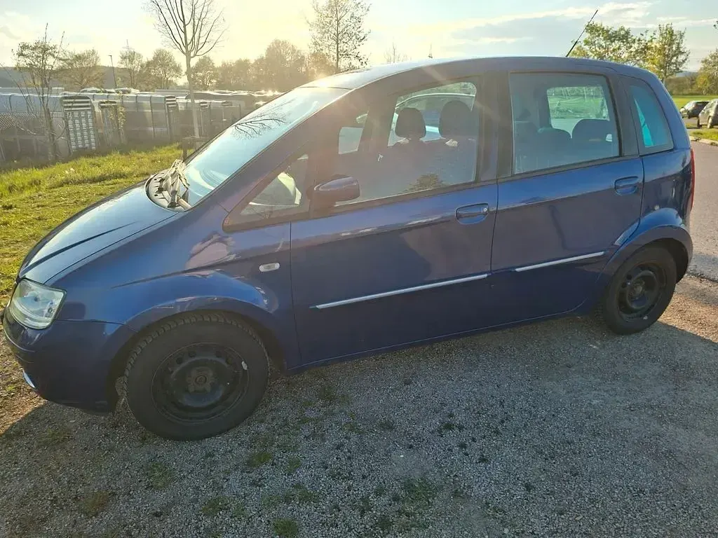 Gebraucht Fiat Idea Dynamic 77 PS (56 kW) 2006 Blau Van / Kleinbus