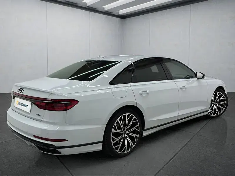 Usata Audi A8 286 CV (210 kW) 2021 Bianco Berlina