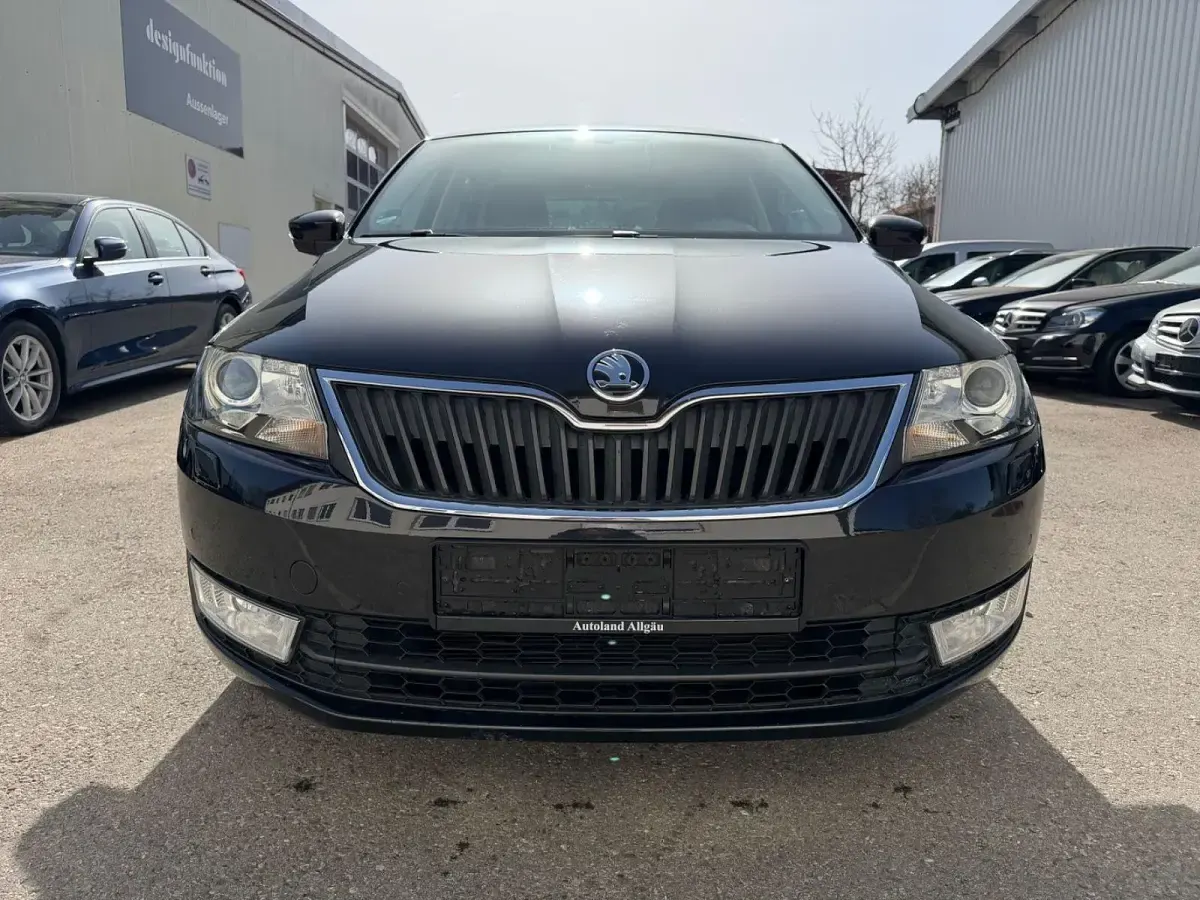 Gebraucht Skoda Rapid Drive 125 PS (91 kW) 2017 Schwarz Kleinwagen