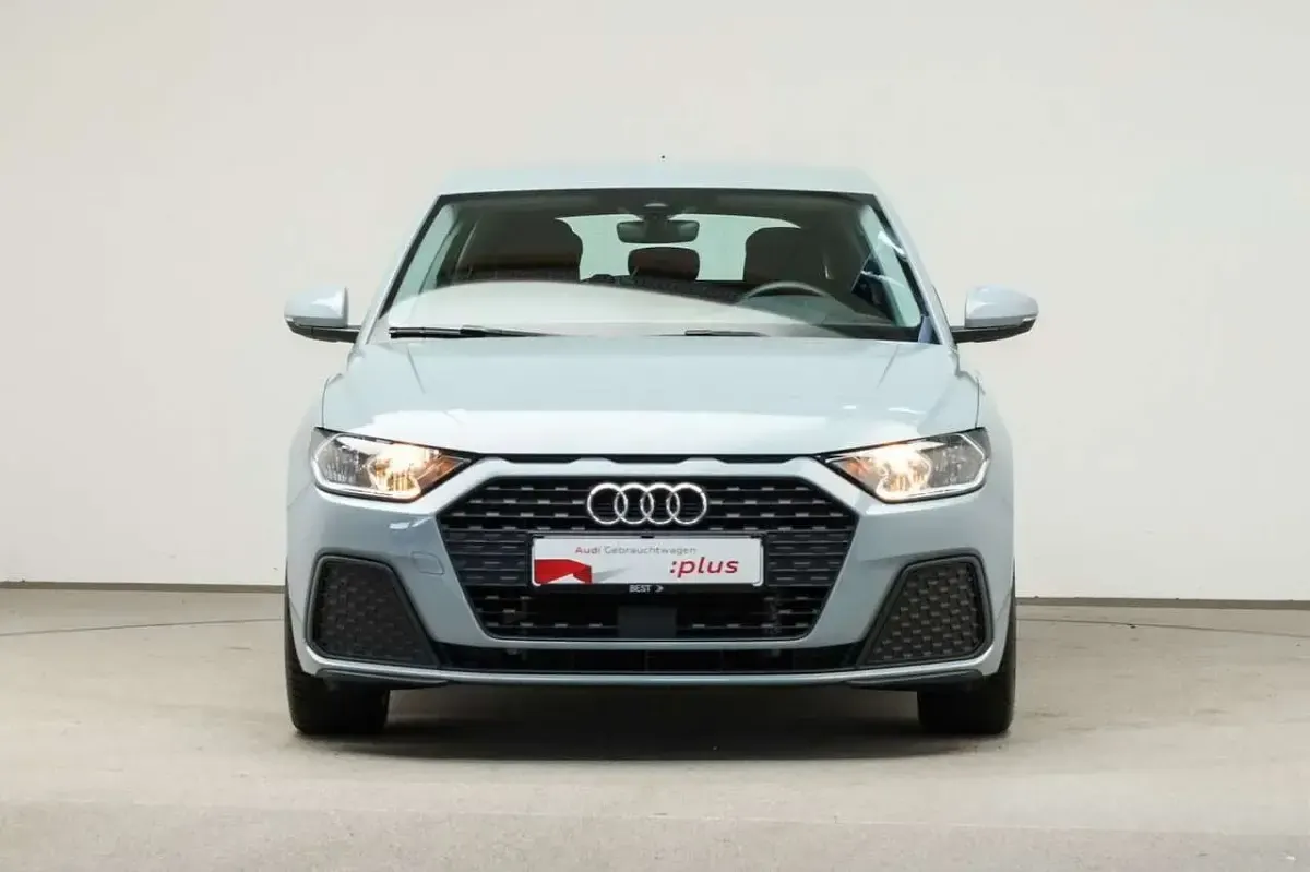 Gebraucht Audi A1 110 PS (80 kW) 2023 Pfeilgrau perleffekt SUV