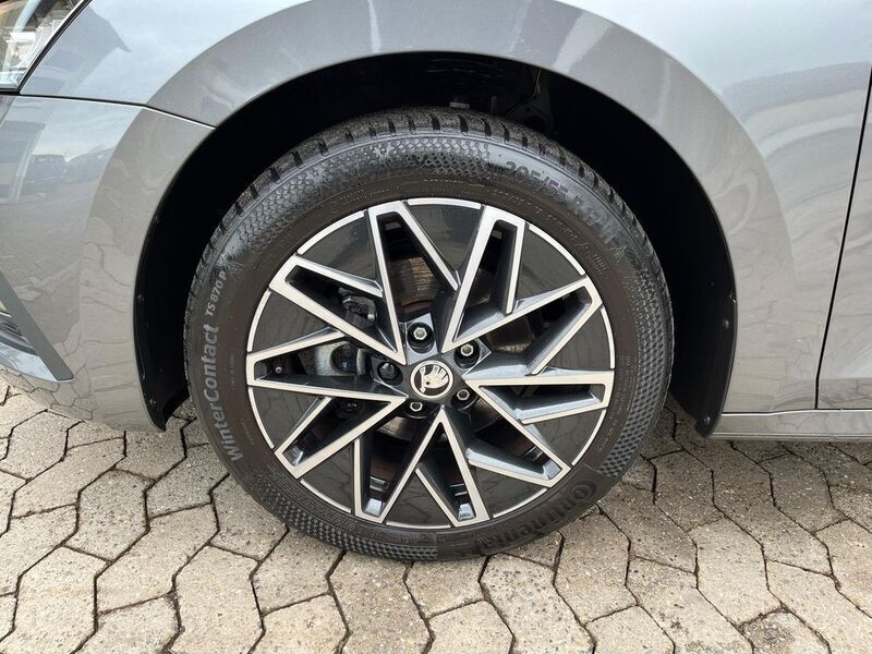 Gebraucht Skoda Octavia Style 150 PS (110 kW) 2023 Grau Kombi