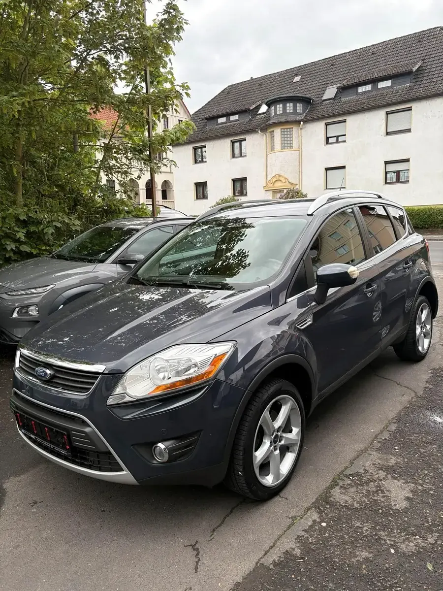 Używany Ford Kuga 163 KM (119 kW) 2011 Szary SUV
