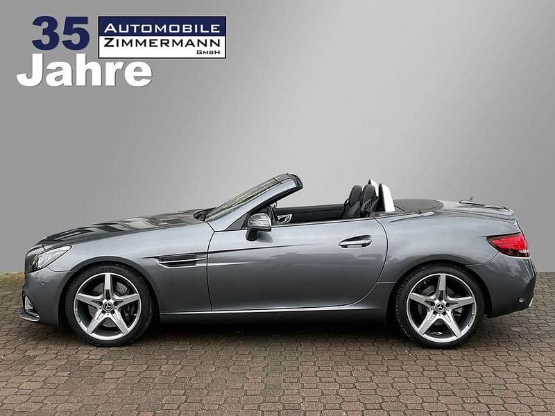 Grau Gebraucht 2019 Mercedes SLC300 AMG line Cabrio | 36.950 € (Etwas zu teuer) - Bild 1/4