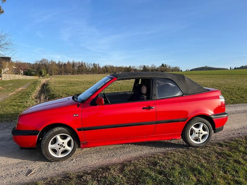 Gebraucht VW Golf Cabriolet 90 PS (66 kW) 1995 Rot Cabrio