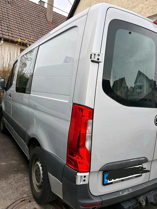 Gebraucht Mercedes Sprinter 150 PS (110 kW) 2022 Silber Van