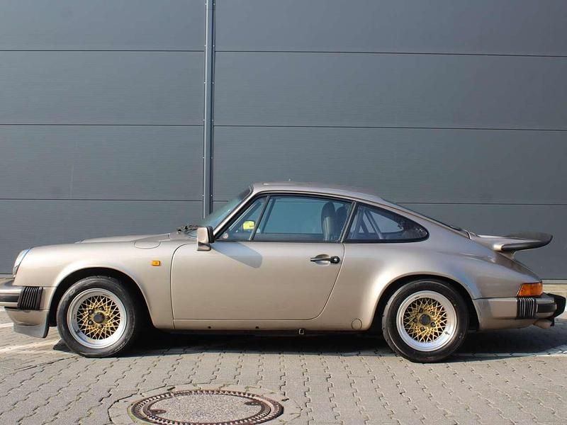 Gebraucht Porsche 911SC 215 PS (158 kW) 1983 Weiß Coupé