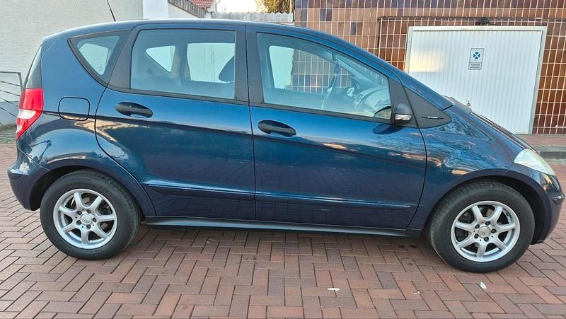 Gebraucht Mercedes A150 95 PS (69 kW) 2005 Blau Kleinwagen