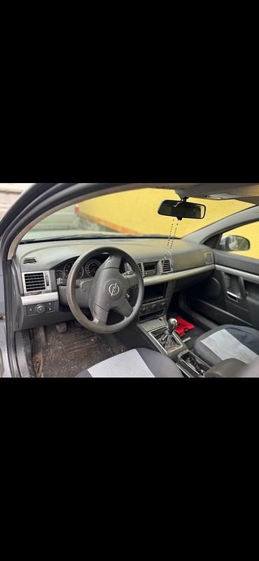 Gebraucht Opel Vectra 125 PS (91 kW) 2005 Silber Kombi