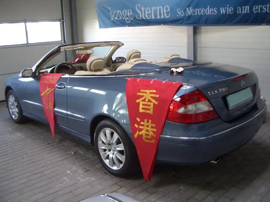 Gebraucht Mercedes CLK280 Elegance 231 PS (169 kW) 2008 Blau Cabrio