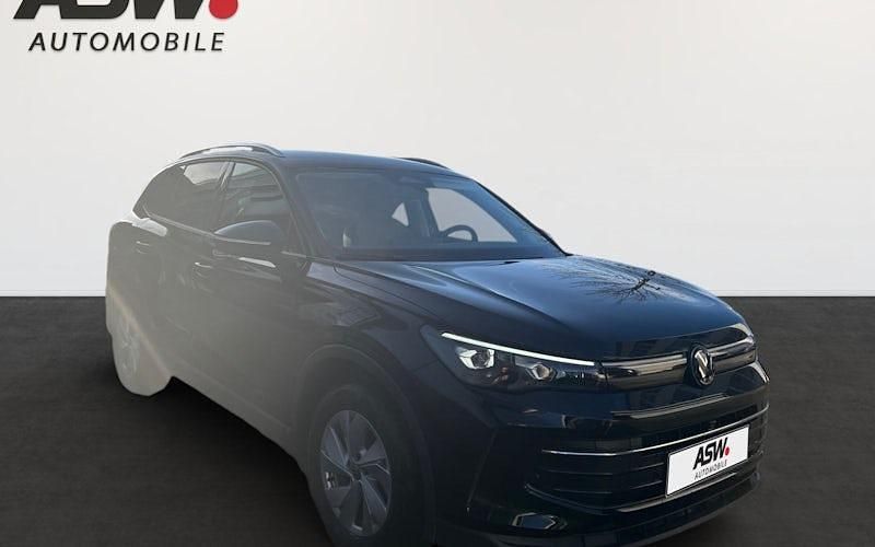 Neu VW Tiguan Life 204 PS (150 kW) 2026 Schwarz SUV