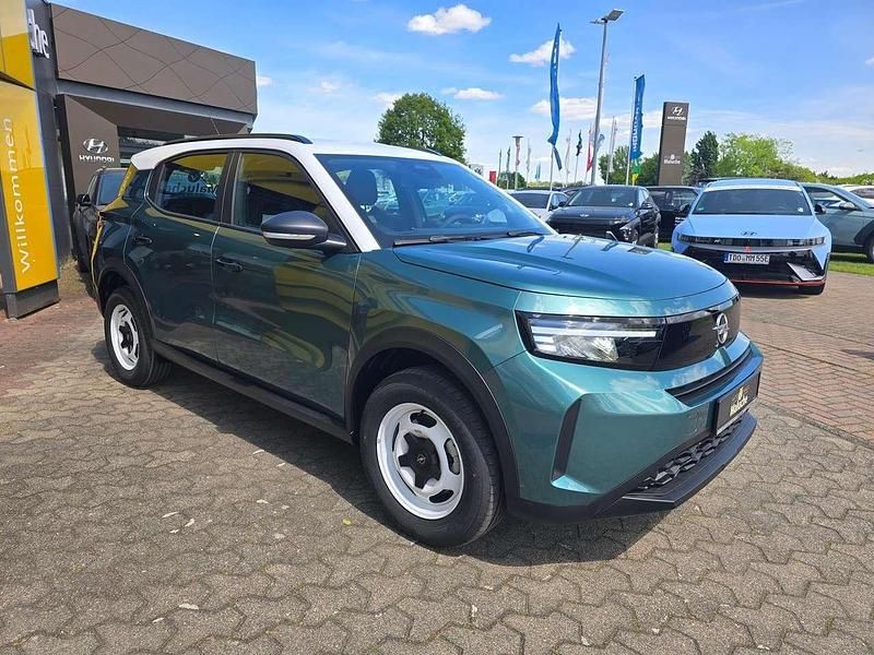 Neu Opel Frontera Edition 145 PS (106 kW) 2025 Grün SUV