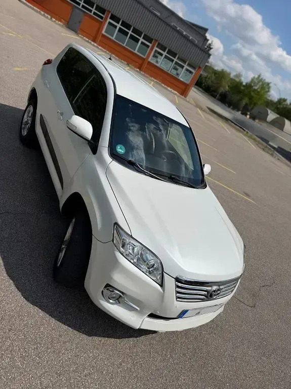 Gebraucht Toyota RAV4 Multidrive S 158 PS (116 kW) 2012 Weiß SUV