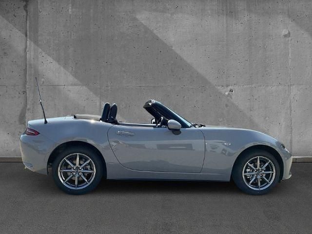 Neu Mazda MX5 Exclusive-Line 132 PS (97 kW) 2025 Grau Cabrio