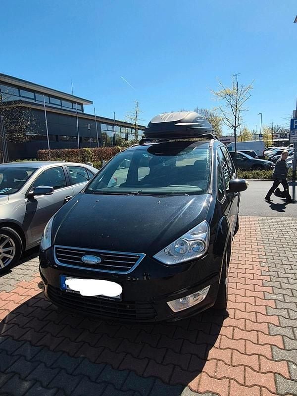 Second-hand Ford Galaxy 140 CP (102 kW) 2010 Negru Monovolum