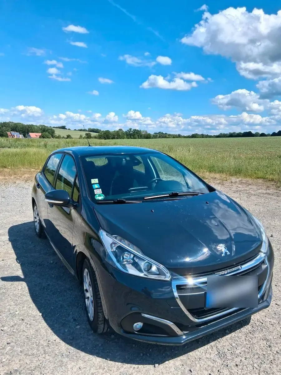 Gebraucht Peugeot 208 80 PS (58 kW) 2017 Blau Kleinwagen