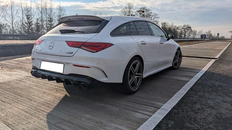 Gebraucht Mercedes CLA45 AMG Shooting Brake AMG 421 PS (309 kW) 2021 Weiß Kombi