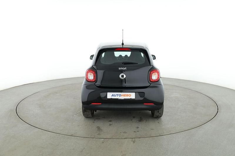 Gebraucht Smart ForFour Basis 71 PS (52 kW) 2019 Schwarz Kleinwagen