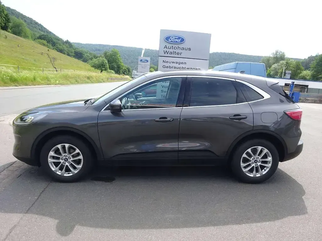 Gebraucht Ford Kuga Titanium 150 PS (110 kW) 2020 Magneticgrau (metallic) SUV