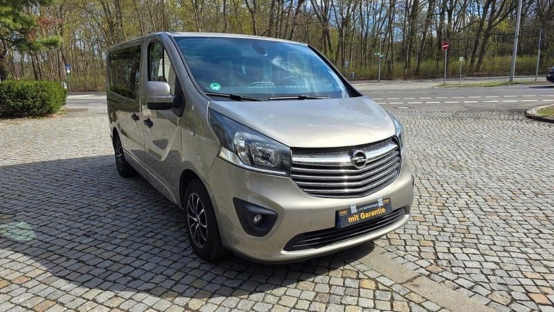 Gebraucht Opel Vivaro 120 PS (88 kW) 2015 Beige Van / Kleinbus