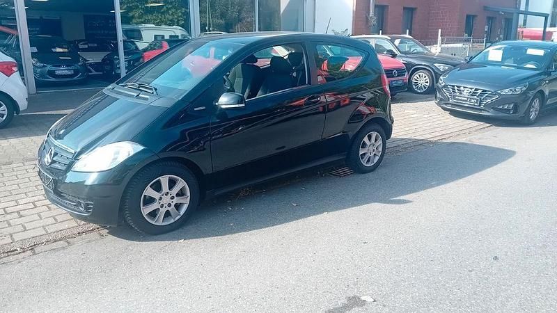 Gebraucht Mercedes A160 82 PS (60 kW) 2009 Schwarz Kleinwagen