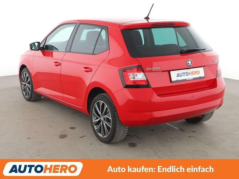 Gebraucht Skoda Fabia Ambition 95 PS (69 kW) 2017 Rot Kleinwagen