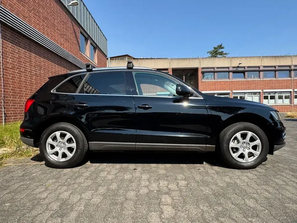 Gebraucht Audi Q5 Comfort 179 PS (131 kW) 2016 Schwarz SUV