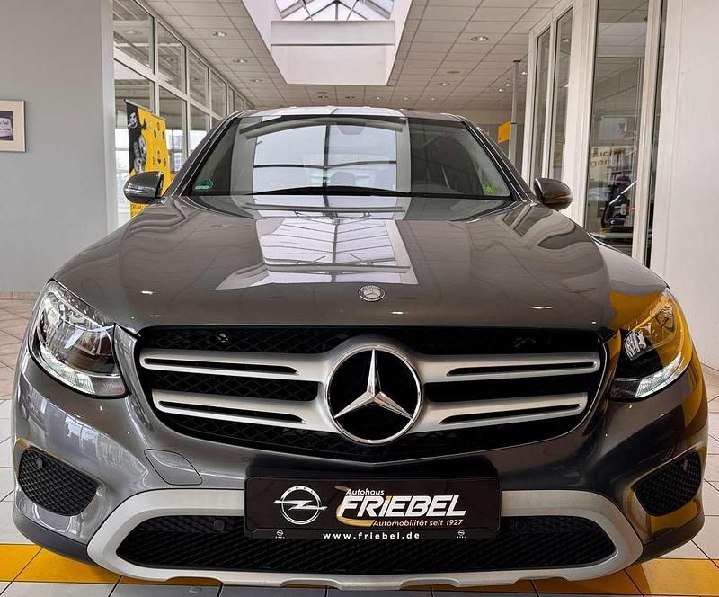 Gebraucht Mercedes GLC220 170 PS (125 kW) 2017 Selenitgrau  metalliclack SUV