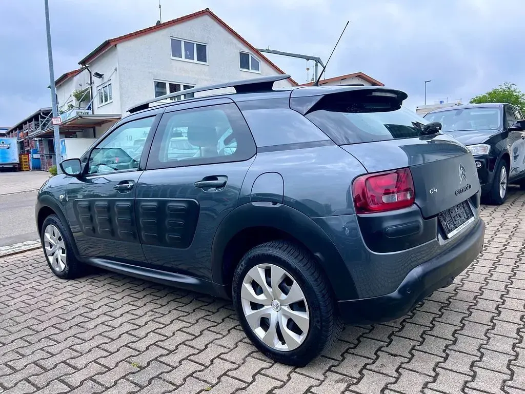 Używany Citroën C4 Feel 92 KM (67 kW) 2015 Szary SUV