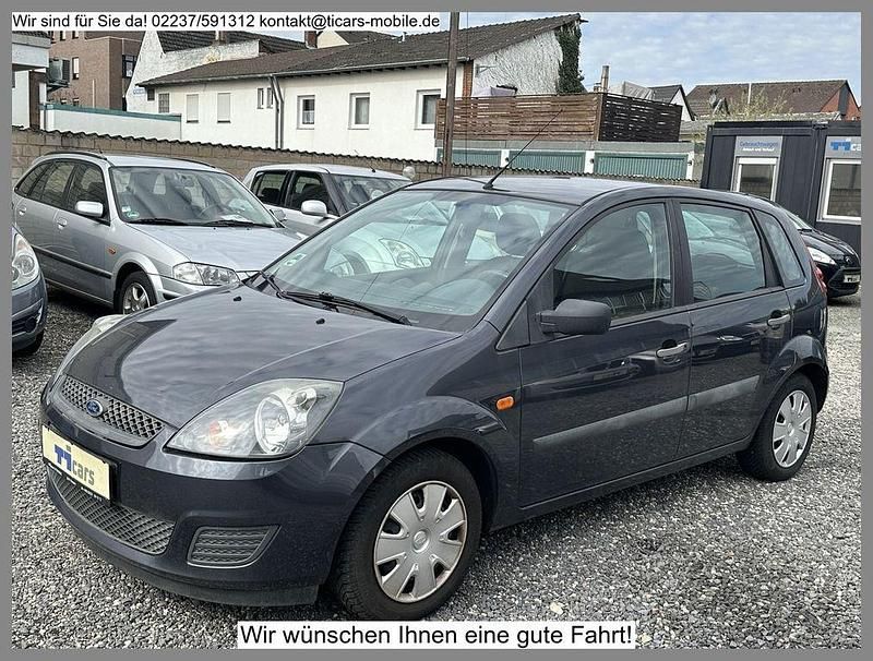 Grau Gebraucht 2007 Ford Fiesta Ambiente Kleinwagen | 2.950 € (Teuer) - Bild 1/4