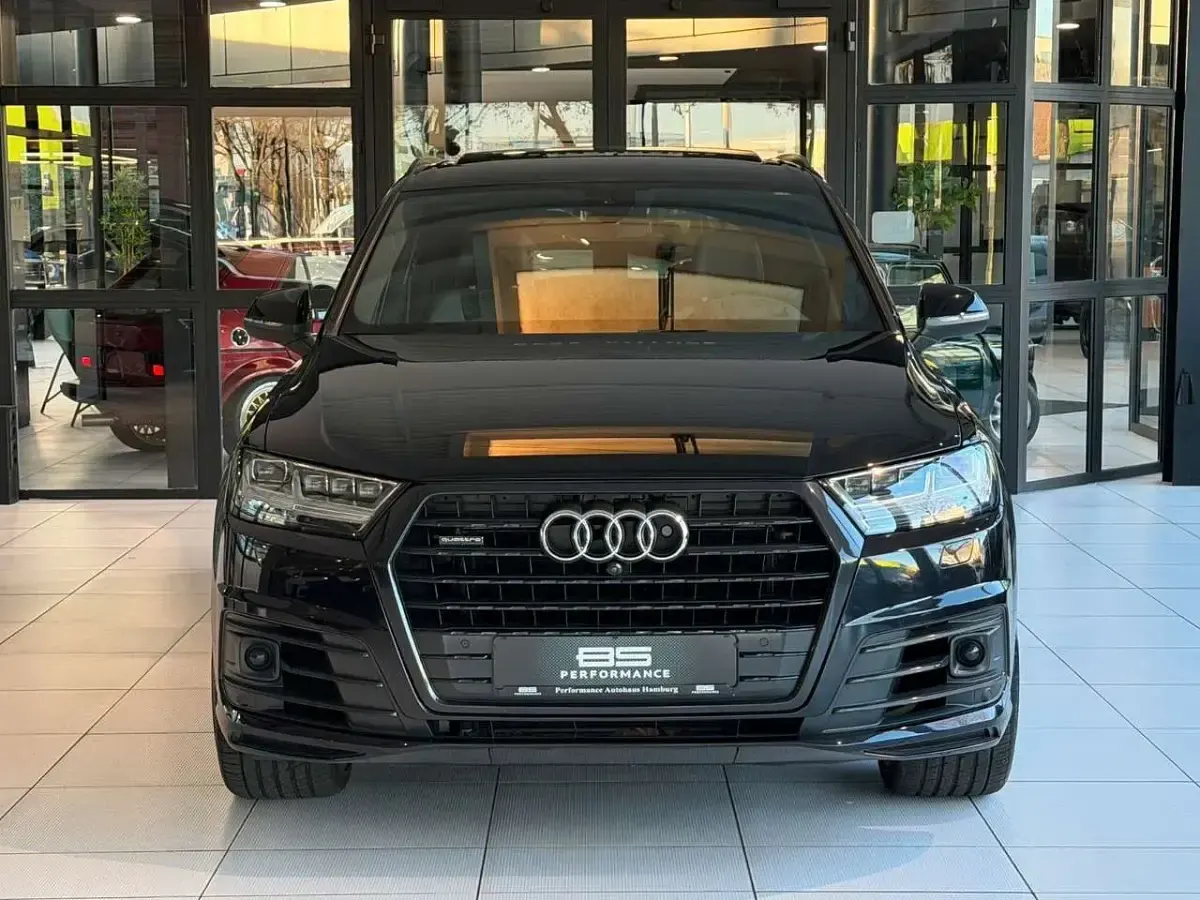 Gebraucht Audi Q7 S-Line 272 PS (200 kW) 2017 Orcaschwarz/deep black SUV
