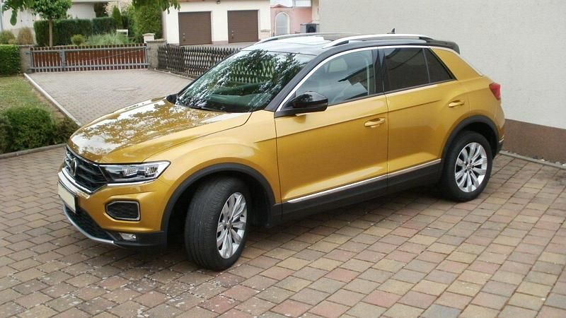 Gold Gebraucht 2019 VW T-Roc Sportline SUV | 20.200 € (Guter Preis) - Bild 1/4