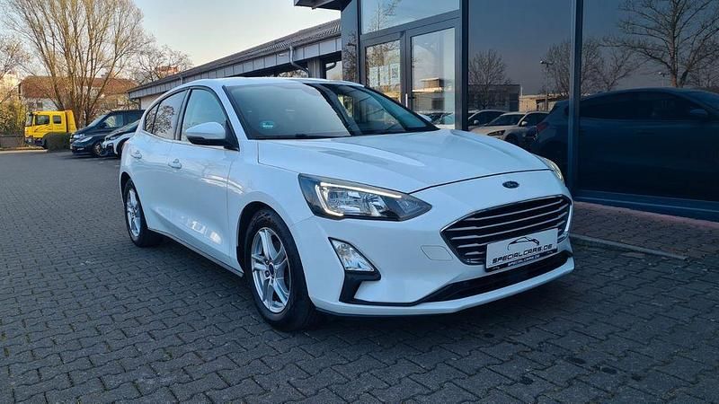 Gebraucht Ford Focus 120 PS (88 kW) 2020 Weiß Limousine
