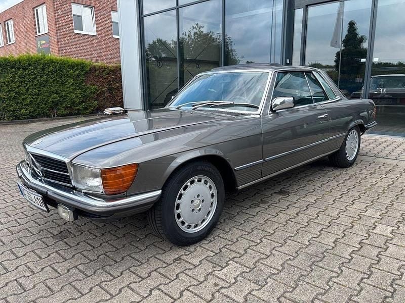 Grau Gebraucht 1980 Mercedes SLC450 Coupé | 21.900 € - Bild 1/4